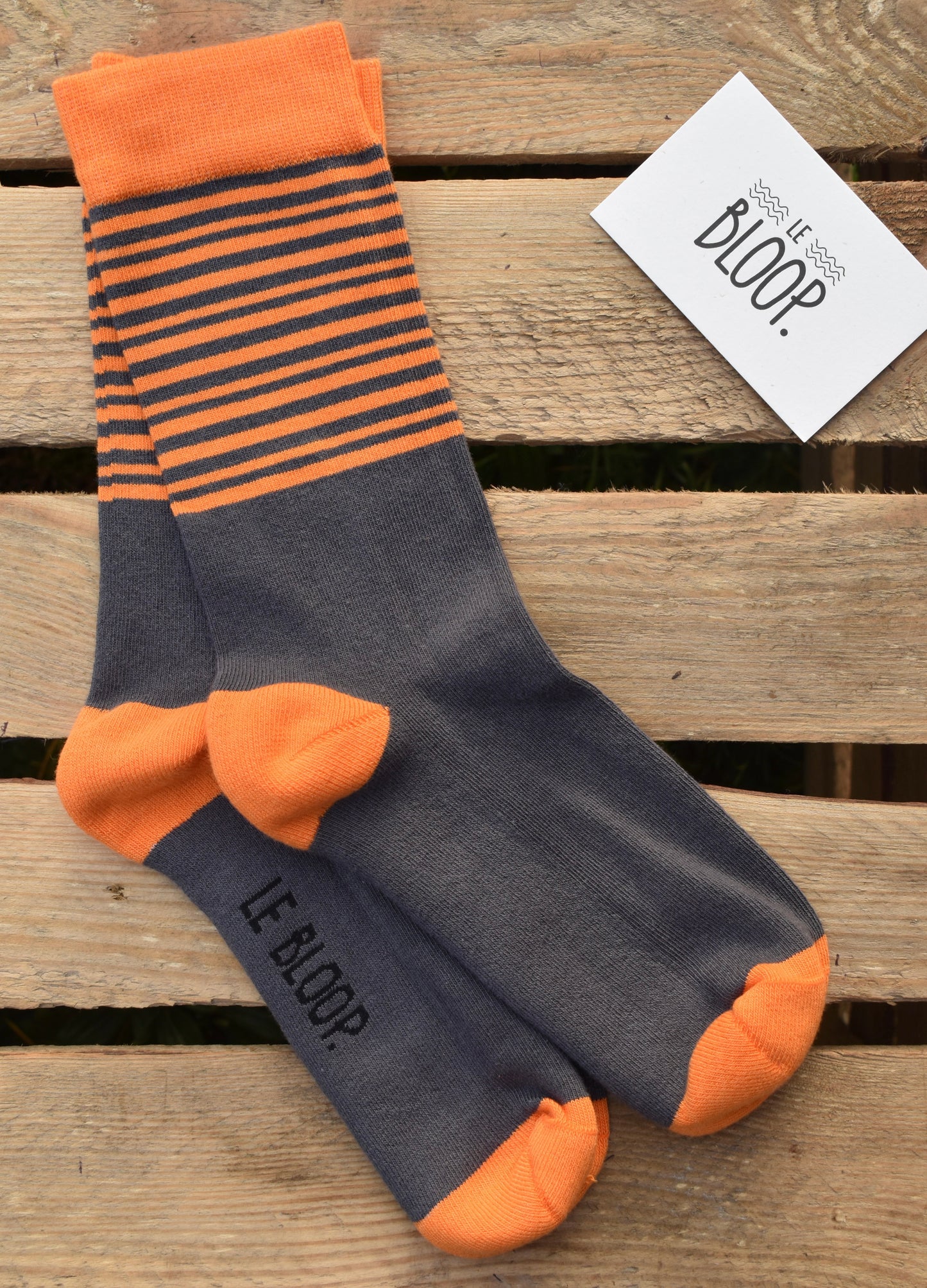 Chaussettes à rayures orange