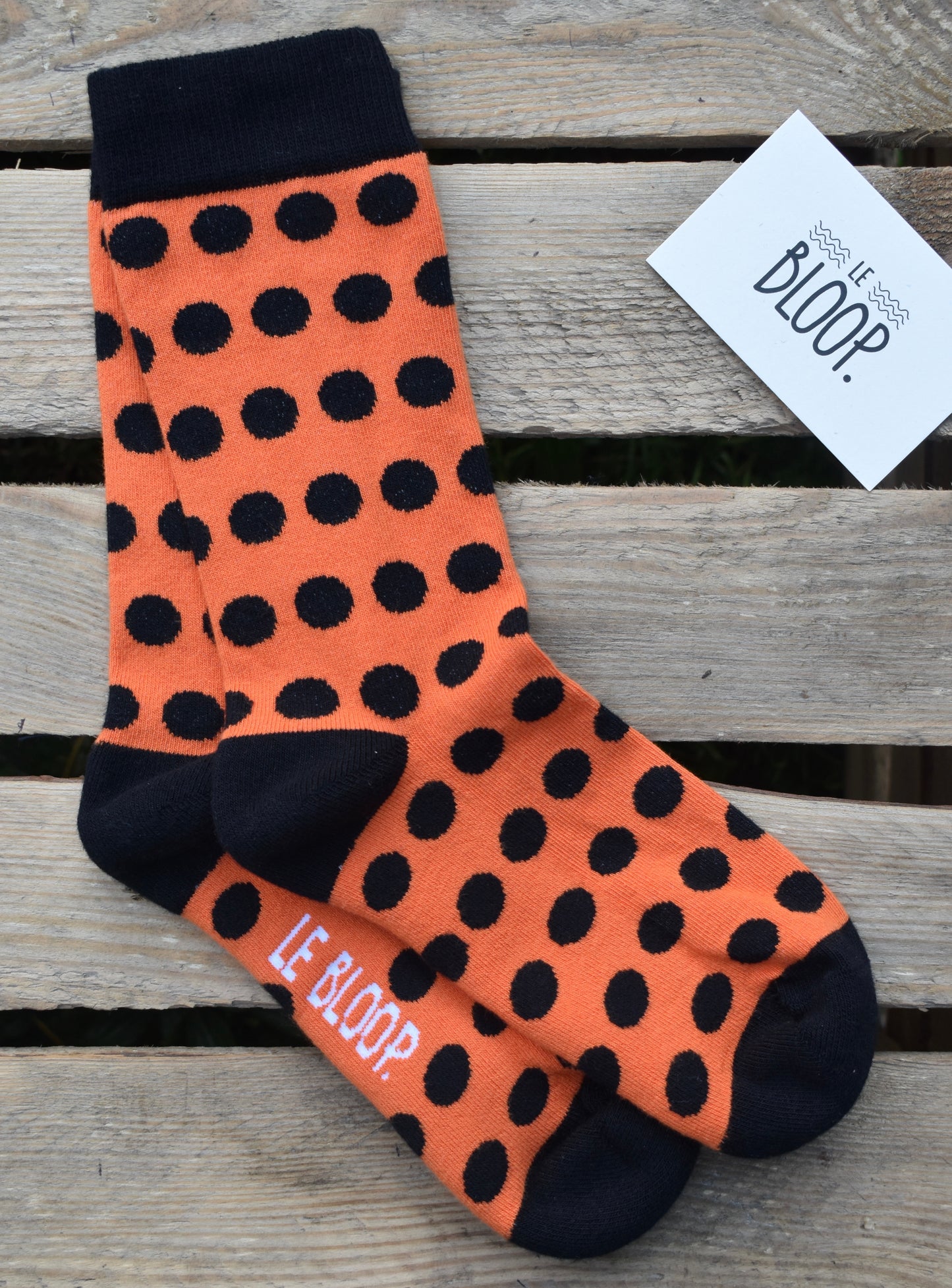 Chaussettes à pois orange