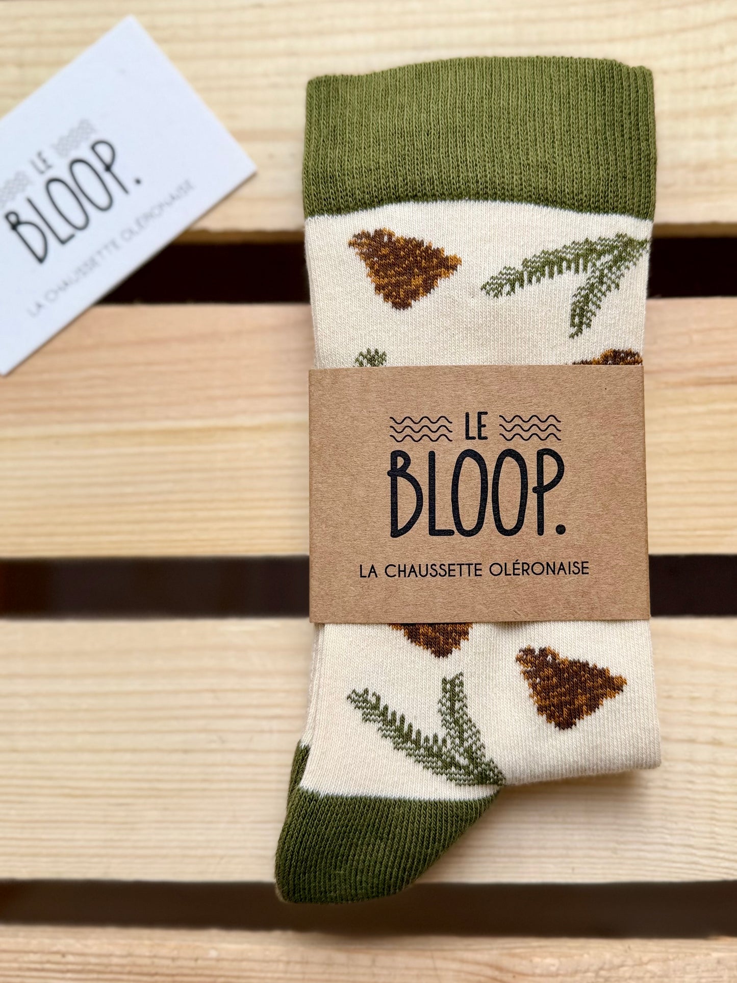 Chaussettes à Motifs de Pommes de Pin