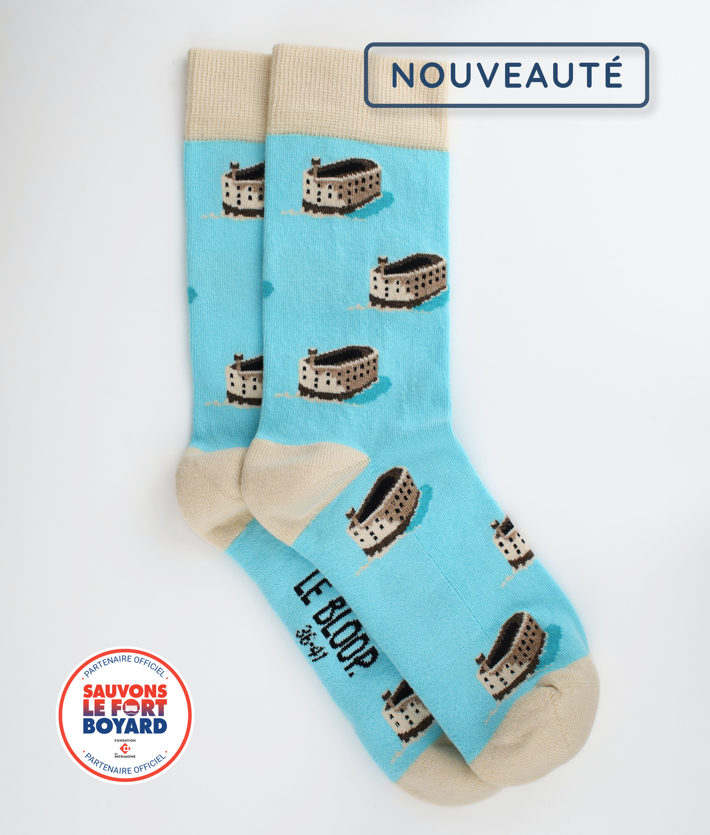 Chaussettes fantaisie en coton biologique bleues et crème avec motif Fort Boyard