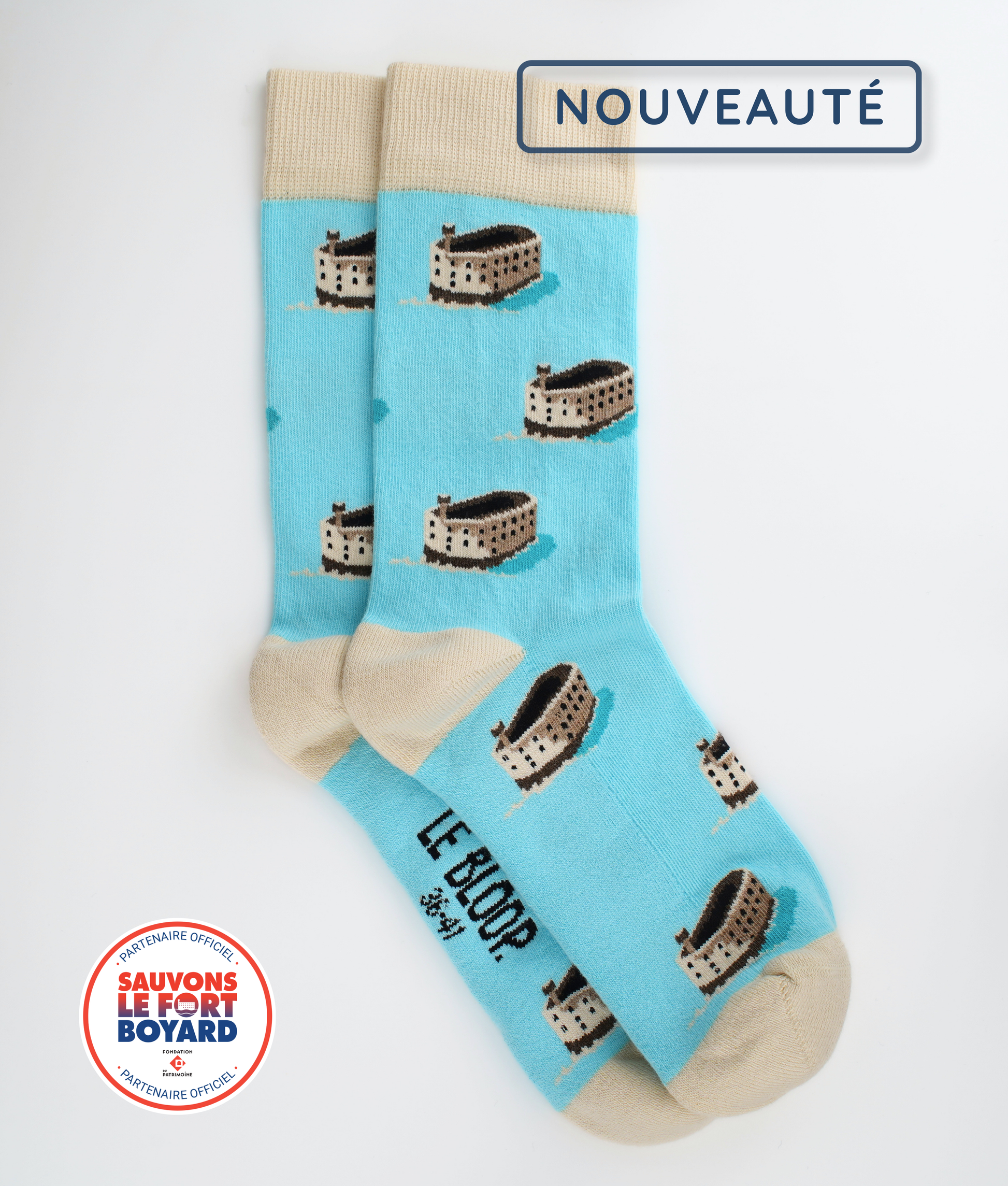 Chaussettes fantaisie en coton biologique bleues et crème avec motif Fort Boyard