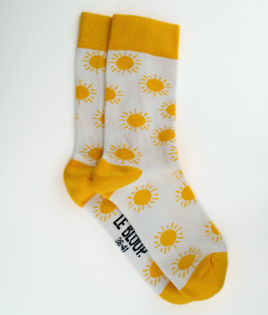 Chaussettes fantaisie en coton biologique jaunes avec motif de soleil