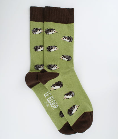 Chaussettes fantaisie à motif de hérissons, inspirées de la nature.