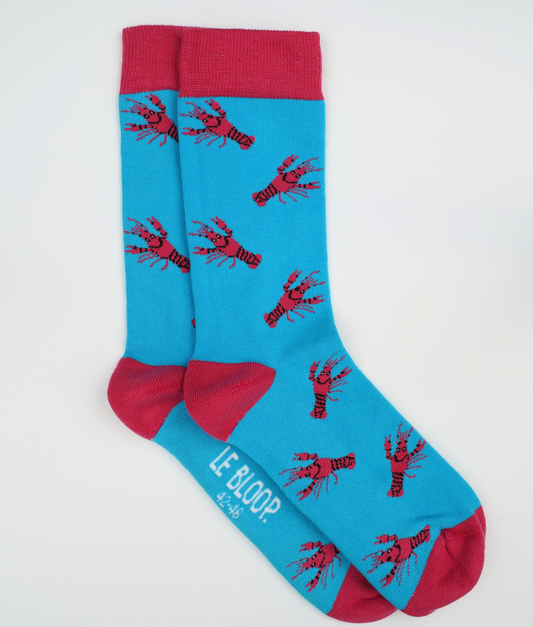 Chaussettes fantaisie en coton biologique bleues avec motif de homards rouges