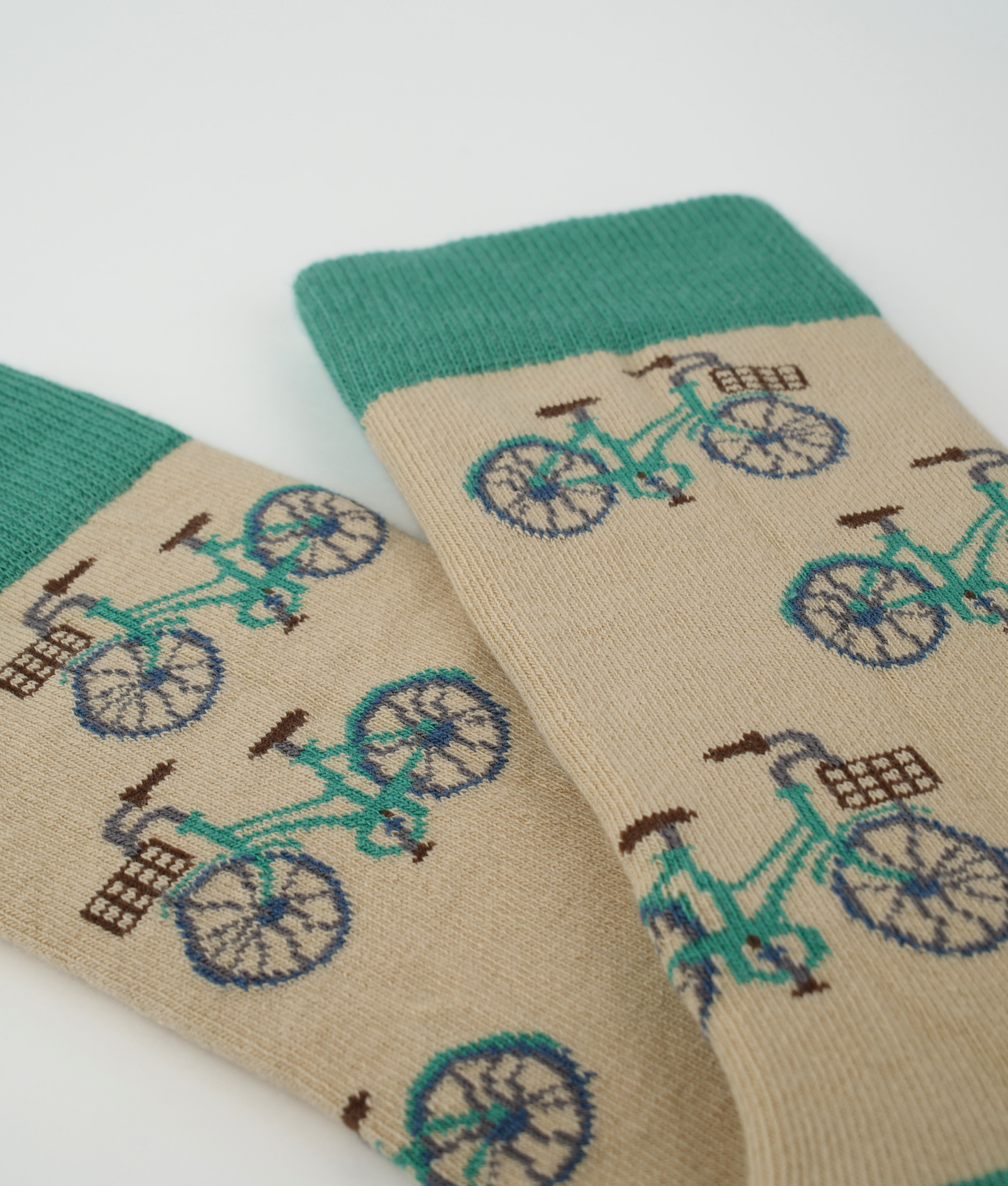 Chaussettes fantaisie en coton biologique vertes avec motif de vélos
